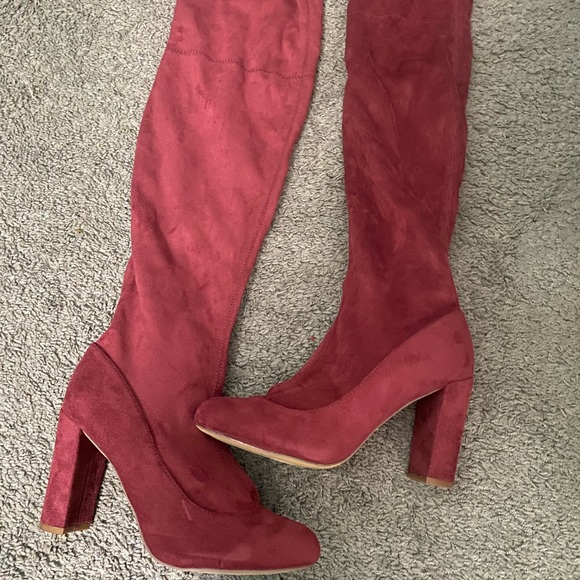 Thigh high Maroon Boots - Picture 2 of 3